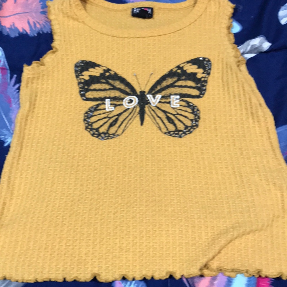 Girls butterfly love warm T-shirt